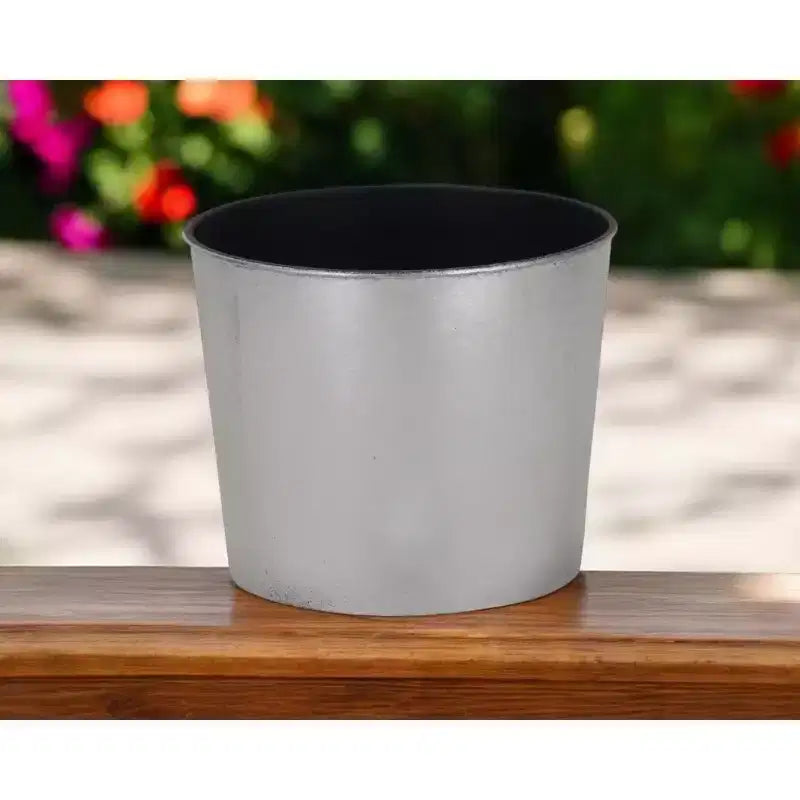 Jardinière ronde en plastique recyclé argenté pour intérieur et extérieur