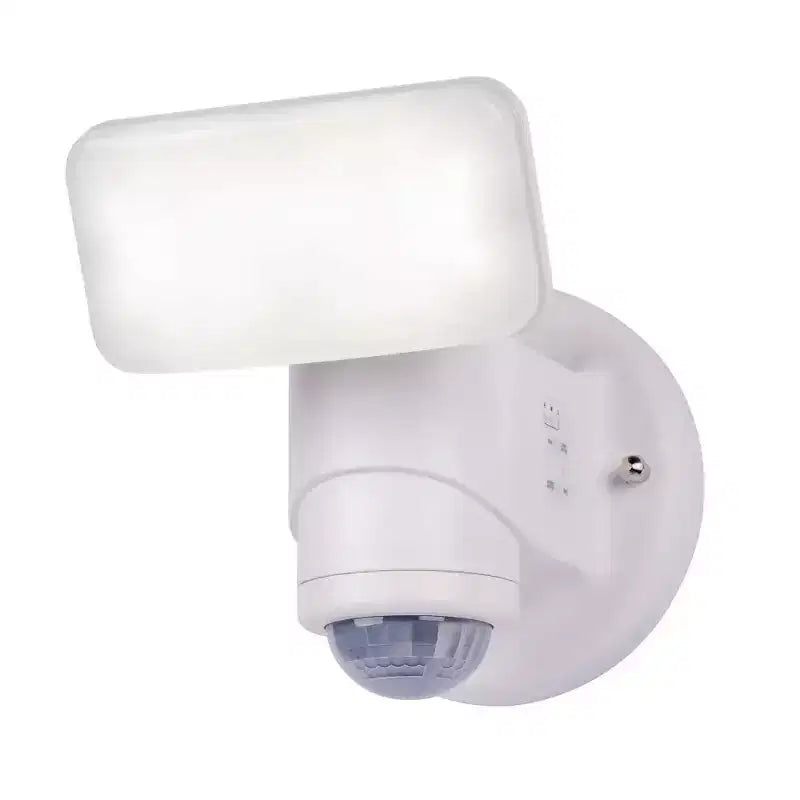 Projecteur de sécurité à détecteur de mouvement câblé avec suivi dynamique - LED d'extérieur 2000 Lumens 120V