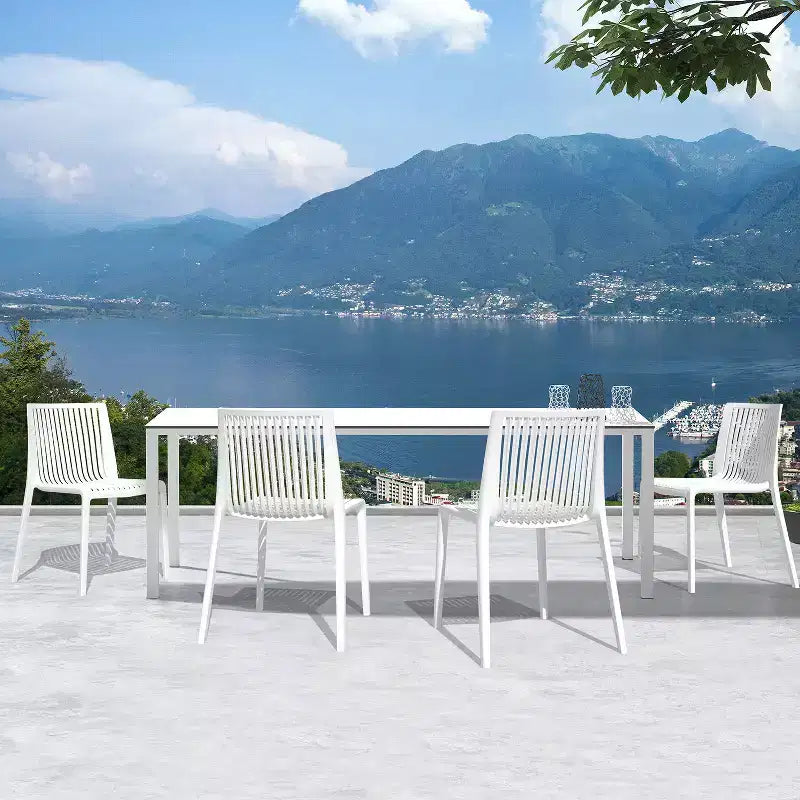 Chaises de salle à manger empilables modernes en résine plastique pour l'extérieur/l'intérieur