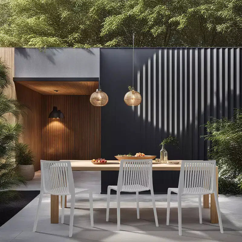 Chaises de salle à manger empilables modernes en résine plastique pour l'extérieur/l'intérieur