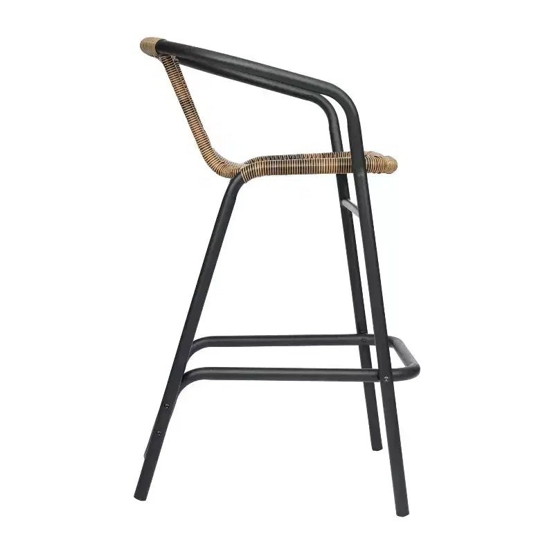 Tabouret de bar en rotin style restaurant d'extérieur